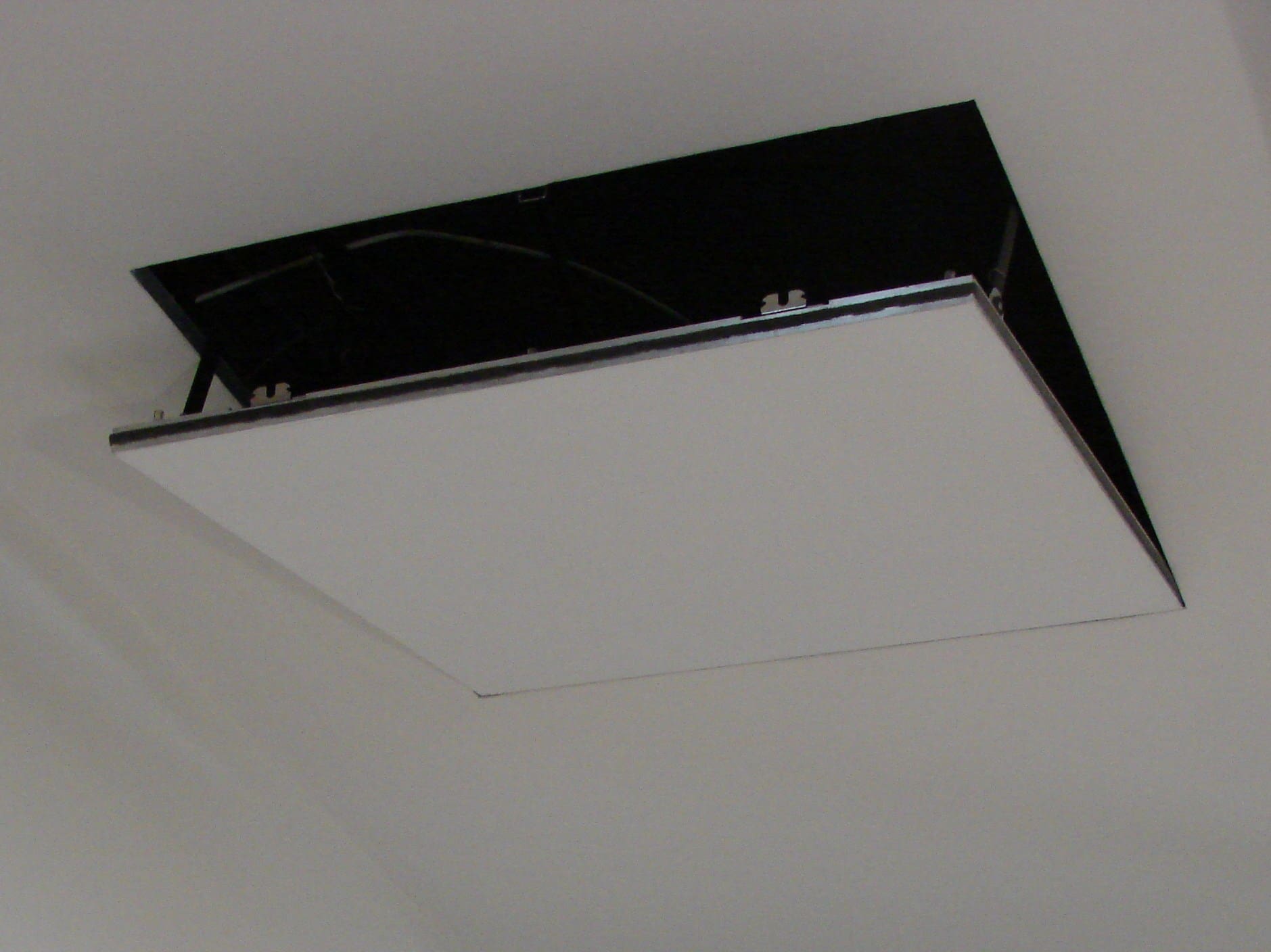 TAPA INSPECCION ADC 75 X 55 BORDE OCULTO UPEKSA - Imagen 3